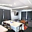 Crest Motor Inn