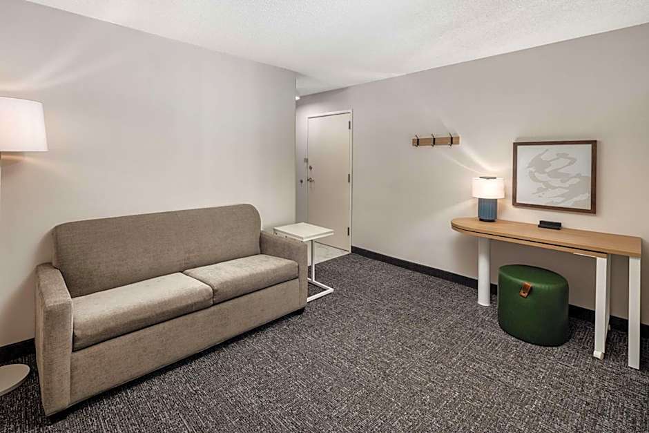 Spark by Hilton Salt Lake City Airport