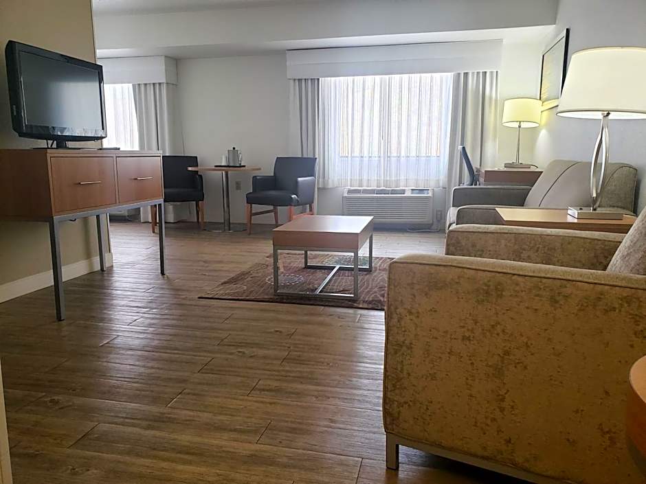Holiday Inn Express Hotel Pittsburgh-North/Harmarville By IHG