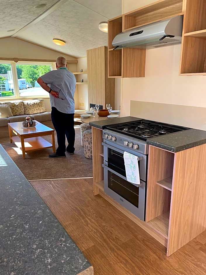 Parkdean Static caravan on cherry tree holiday park