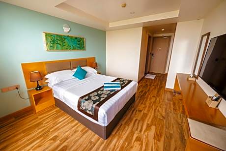 Double or Twin Room with Sea View (10% off on Spa, Scheduled Excursions and Romantic Dinners [Terms and Conditions apply])