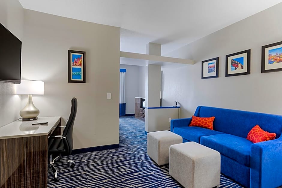 Comfort Inn & Suites Memphis East