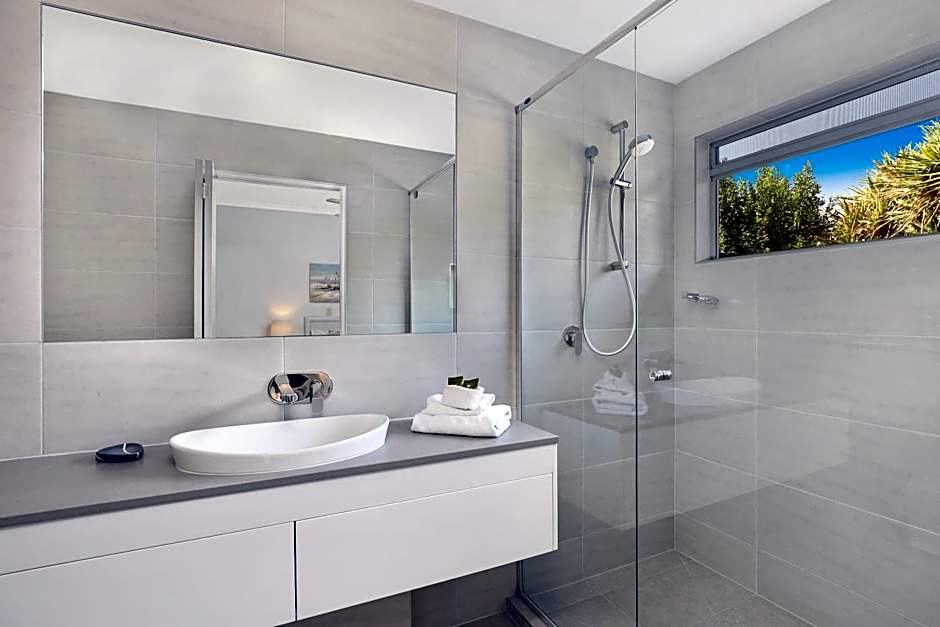 Andari Holiday Apartments