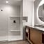 Courtyard By Marriott Marina Del Rey