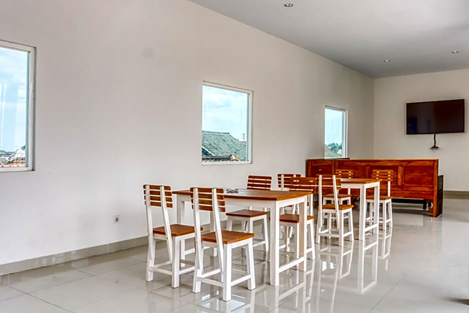 RedDoorz @ Plemburan Jakal 2