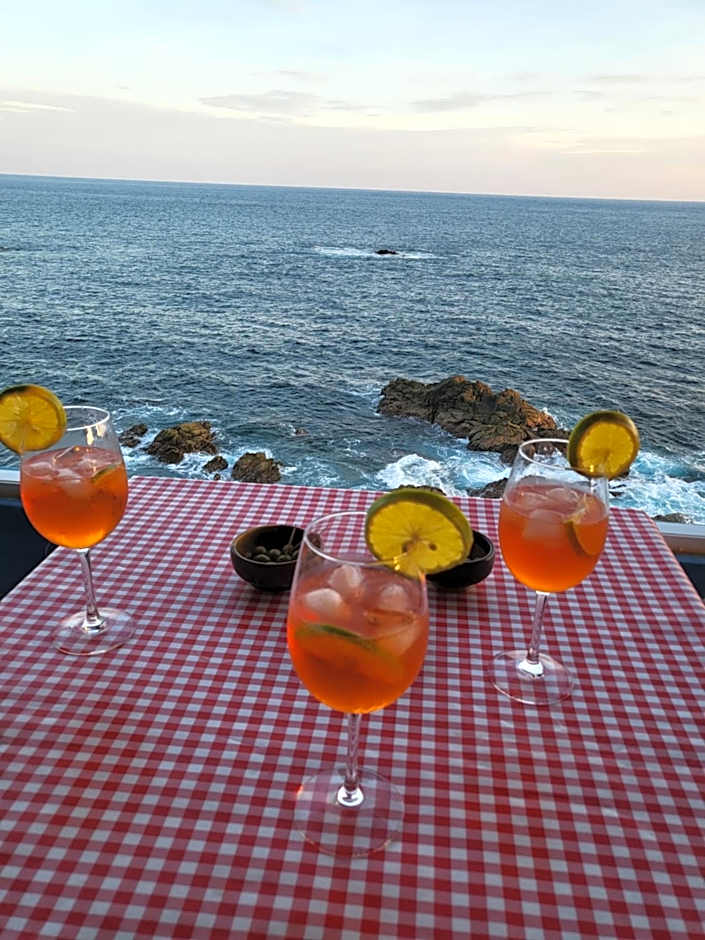 Hotel Luz de Mar ' right on the beach