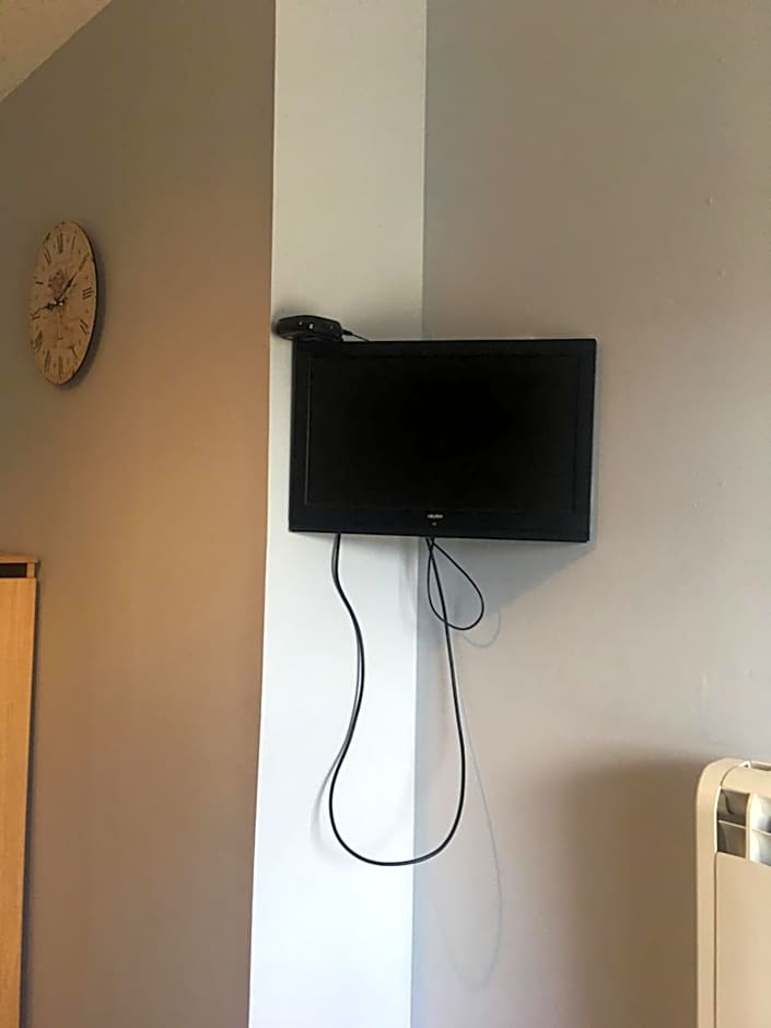 1 Lochness Rooms&Hostel