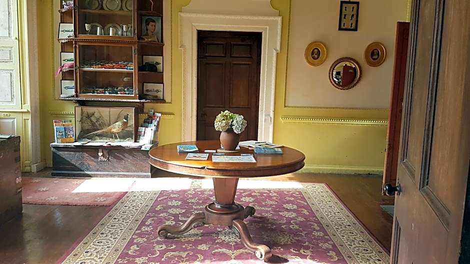 Kelly House Country B&B