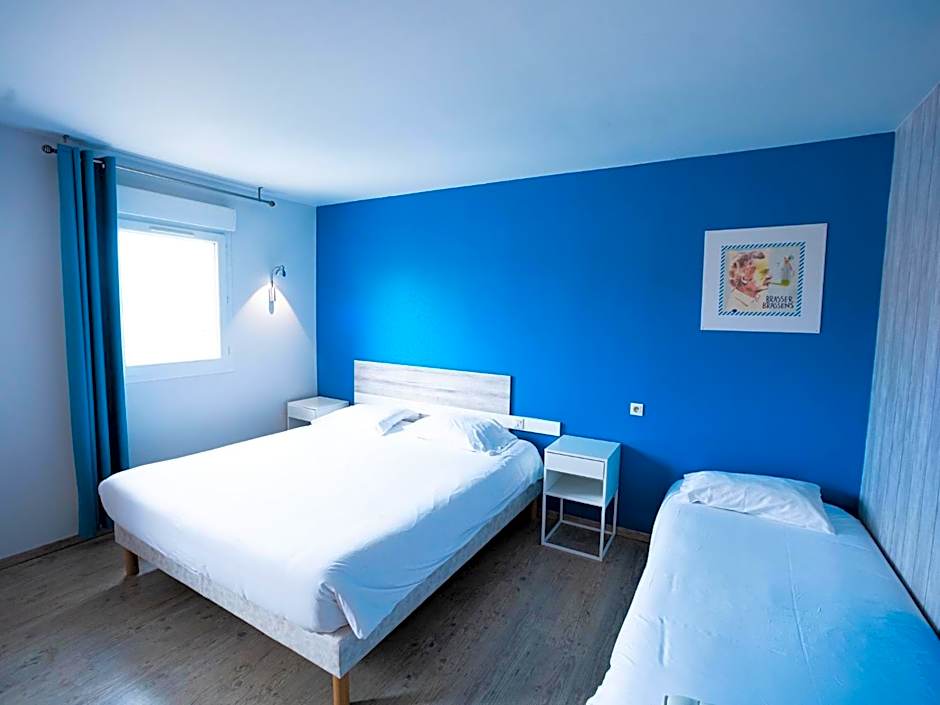 Hotel Grand Cap Rooftop Pool