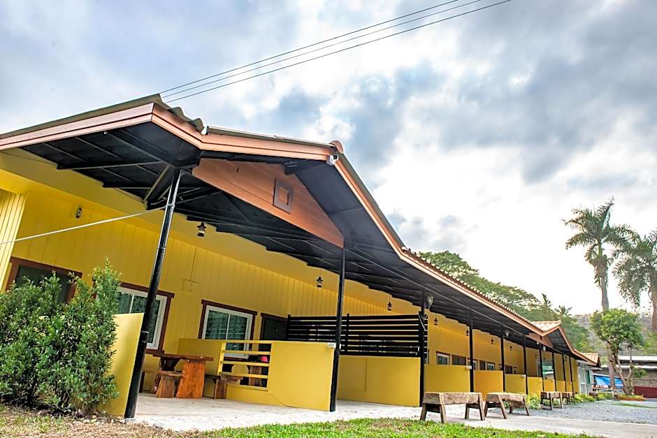 Maleena Garden at Lam Takhong Riverside