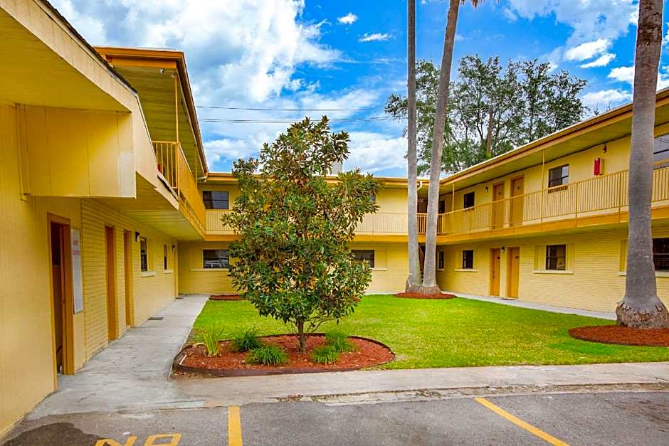Rodeway Inn & Suites Houston Near Medical Center