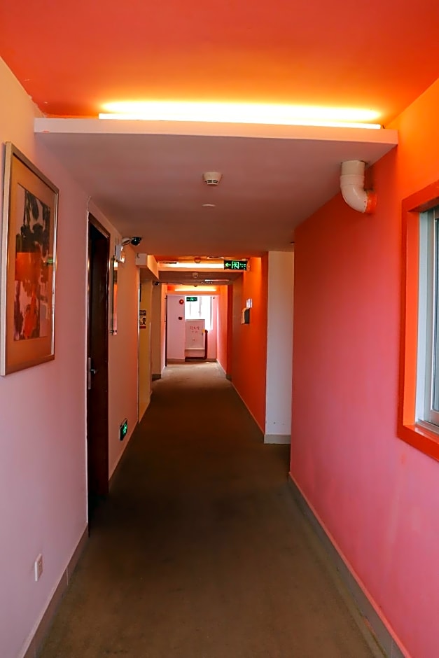 4th Zhongshan Road Garden Inn