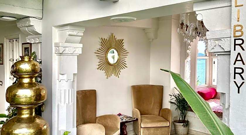 Jagat Niwas Palace Hotel