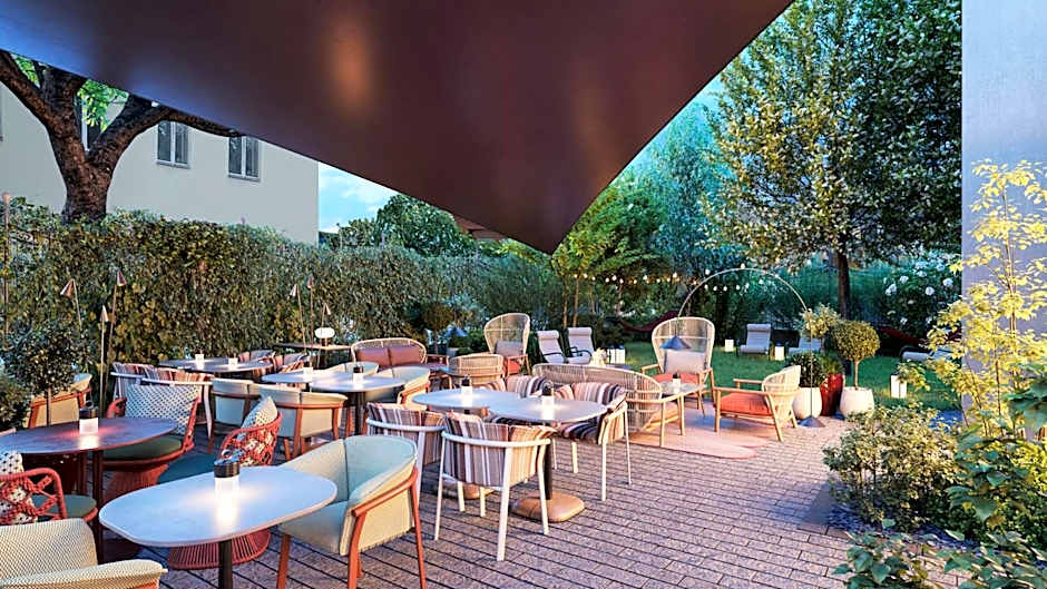 Radisson RED Berlin Kudamm 