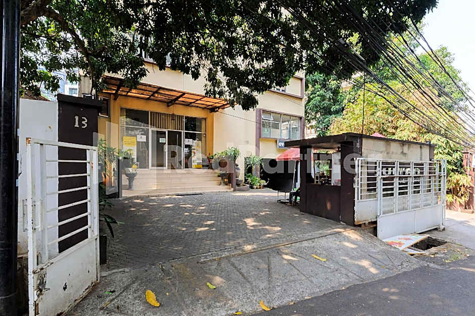 Tanres House Syariah Cilandak Mitra RedDoorz