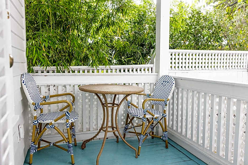 Deluxe King with Balcony - at James House with Parking!