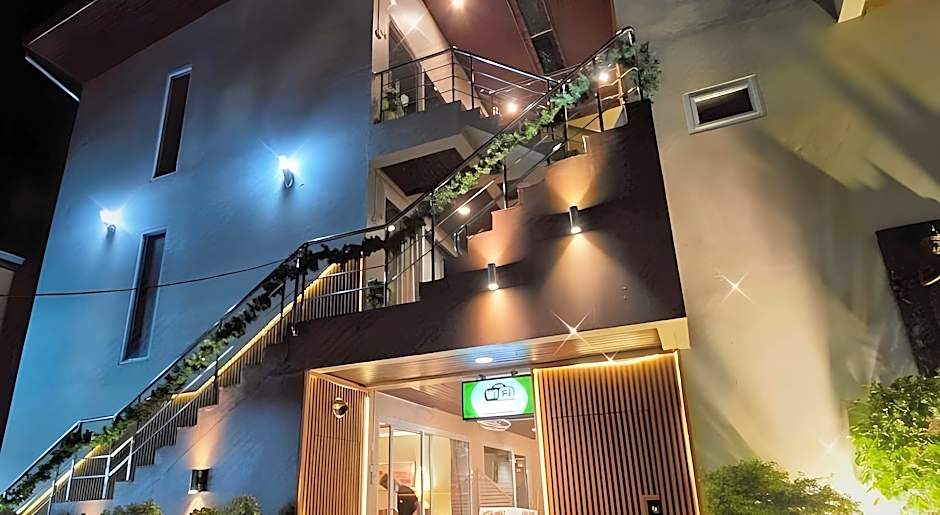 Chilli Hotel & Restaurant