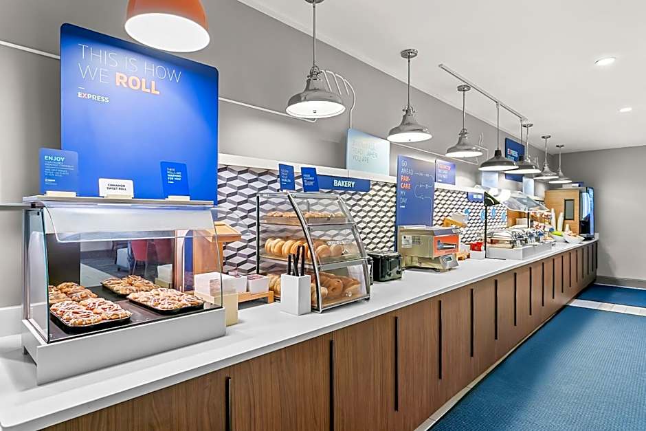 Holiday Inn Express Baltimore West - Catonsville By IHG