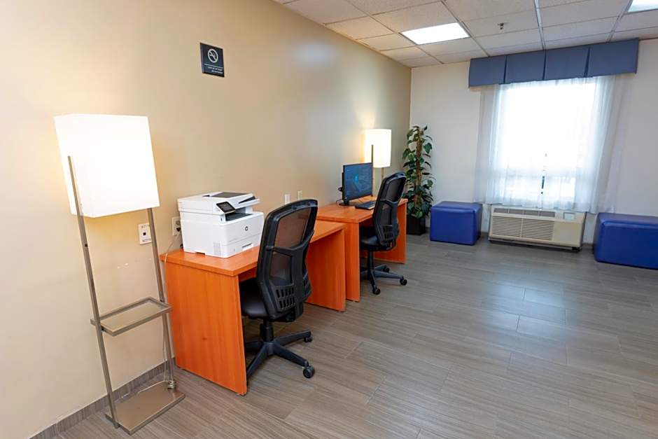 Hampton Inn By Hilton Guadalajara-Aeropuerto