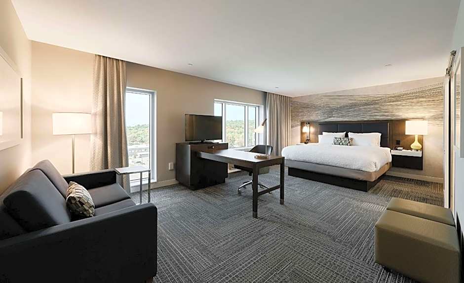 Hampton Inn - Suites by Hilton Quebec City -Saint-Romuald