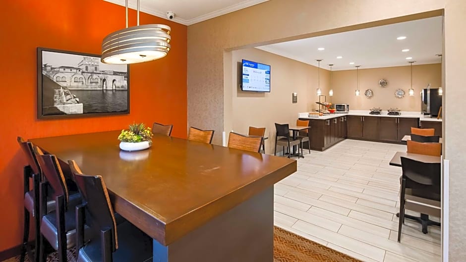 Best Western Pearl City Inn