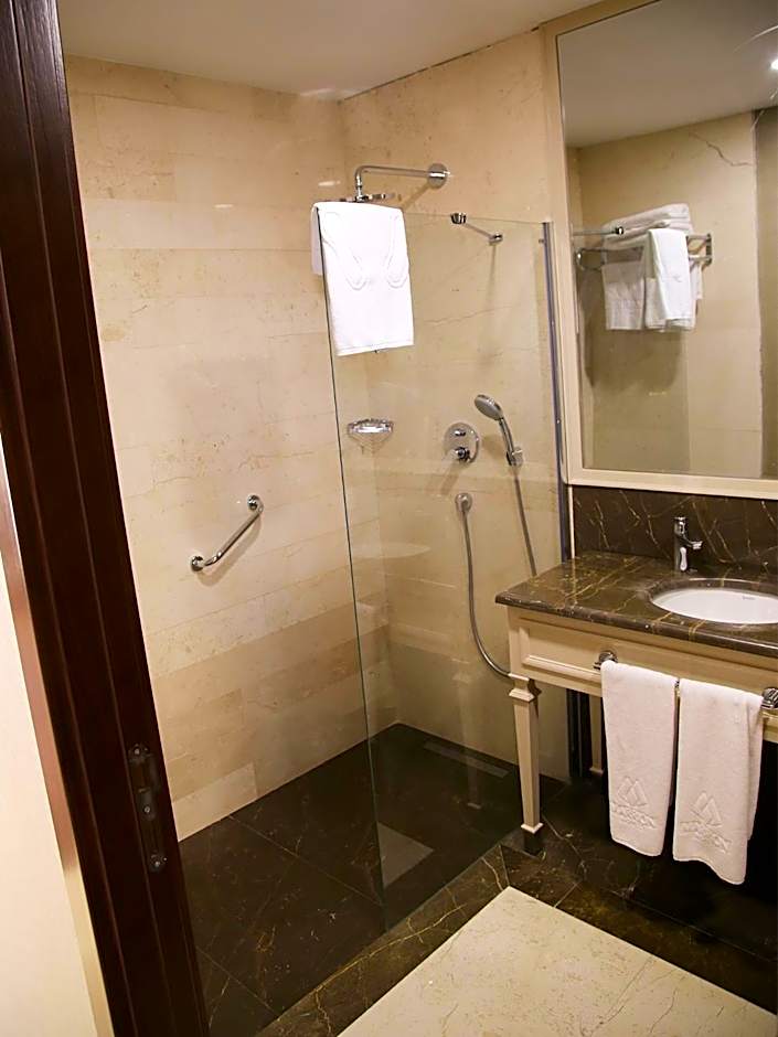 Morrian Hotel