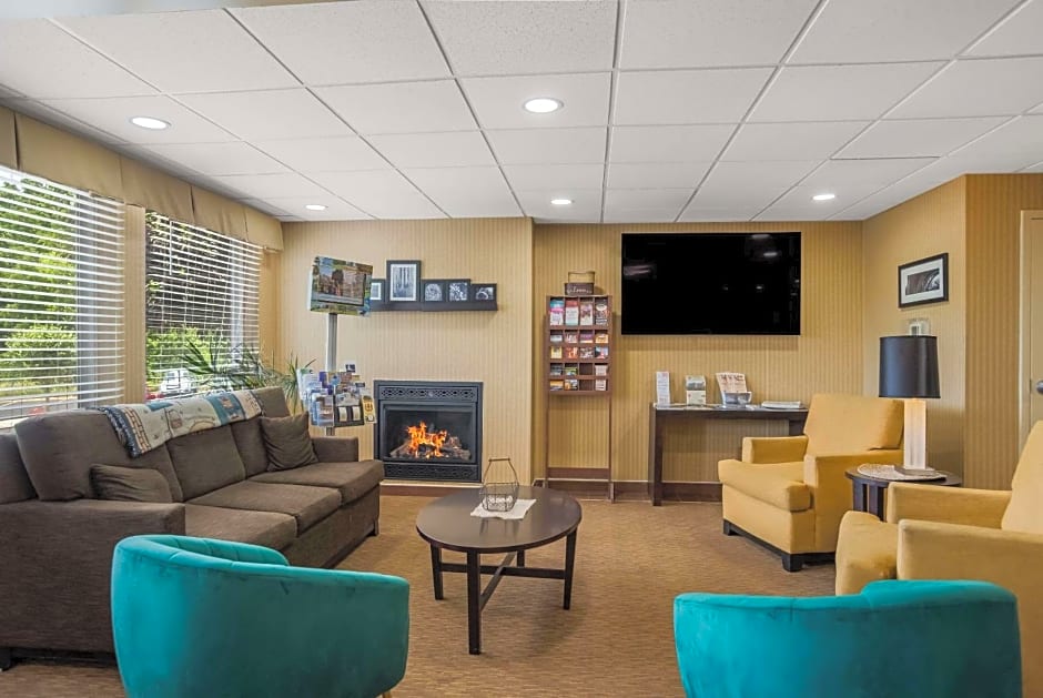 Quality Inn & Suites Chambersburg