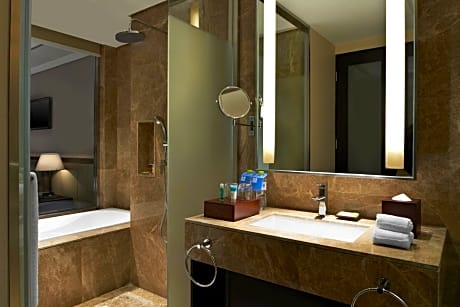 Room, 1 King Bed, Sea View