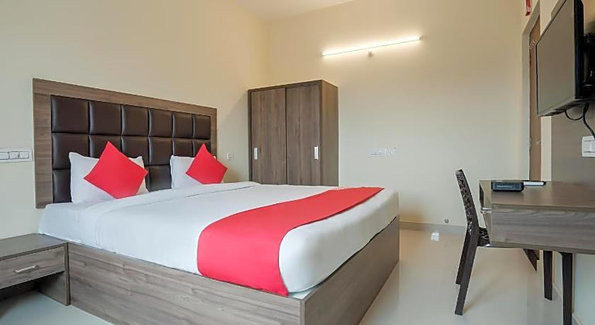 Super Hotel O Gokul Grand Near SR Nagar Police Station