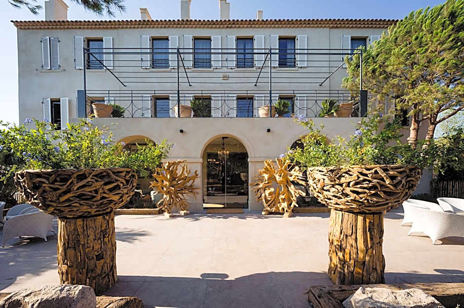 Le Hameau des Pesquiers Ecolodge, Curio Collection by Hilton