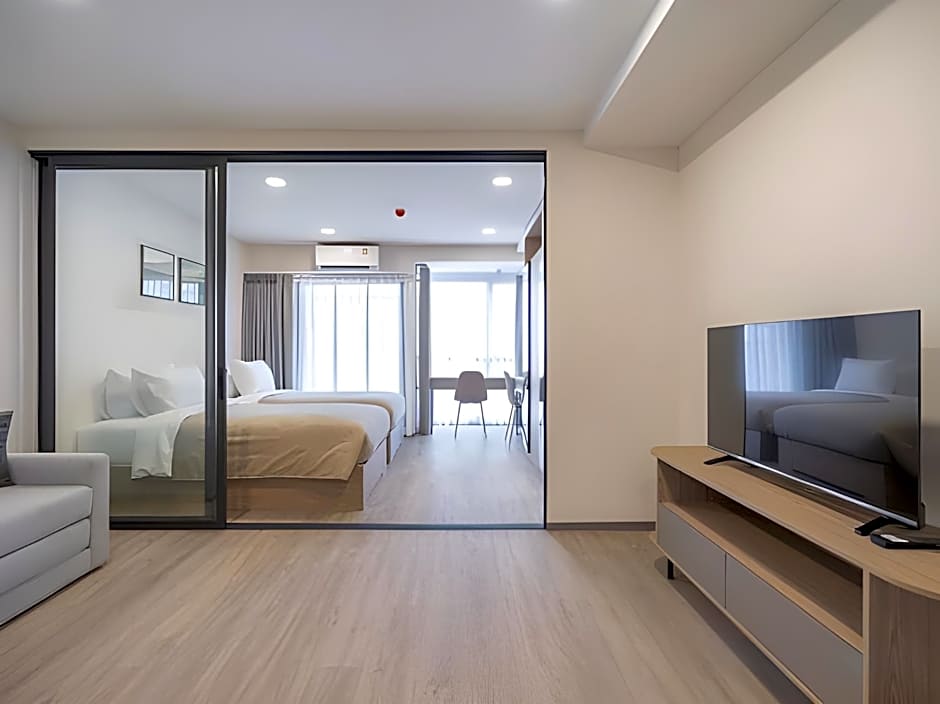 Salaya One Hotel & Service Apartment