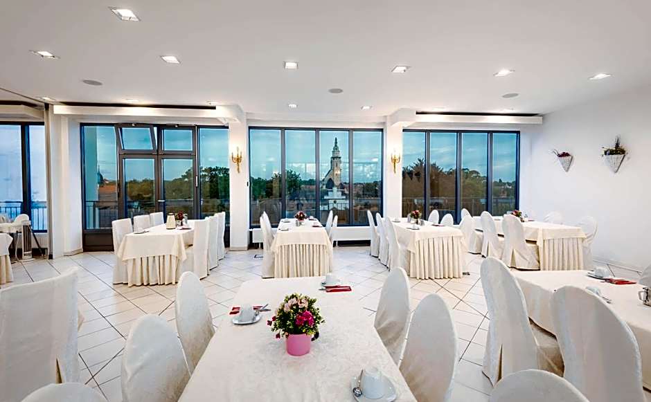 ALPHA HOTEL Hermann von Salza