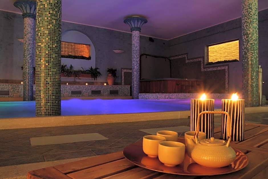 Casanova - Wellness Center La Grotta Etrusca
