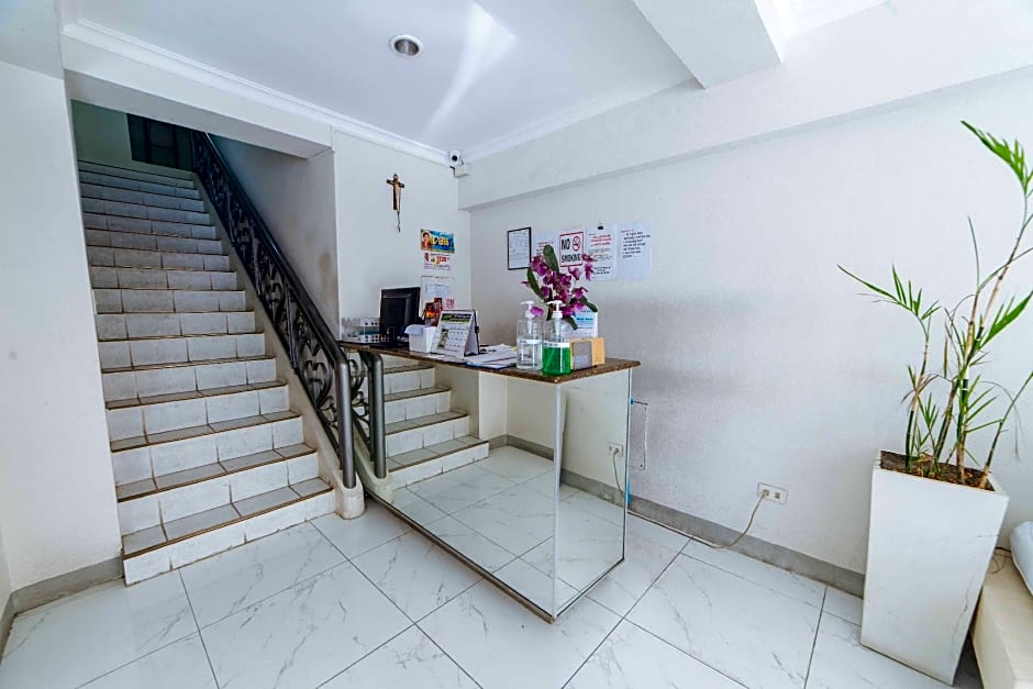 RedDoorz @ Samat Mandaluyong