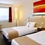 Holiday Inn Express Cardiff Airport