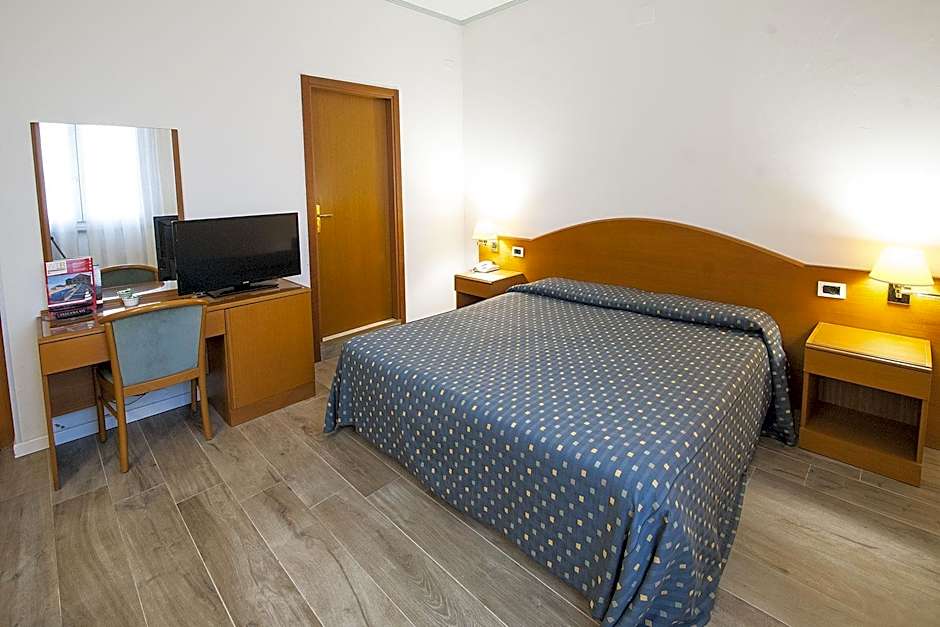 Hotel Italia
