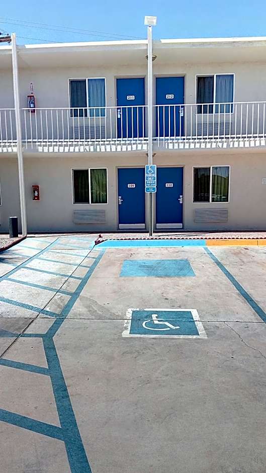 Motel 6-Blythe, CA - South