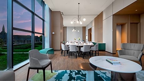 Holiday Inn Luzhou Longjian By IHG