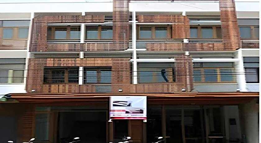 Sukkasem Hotel