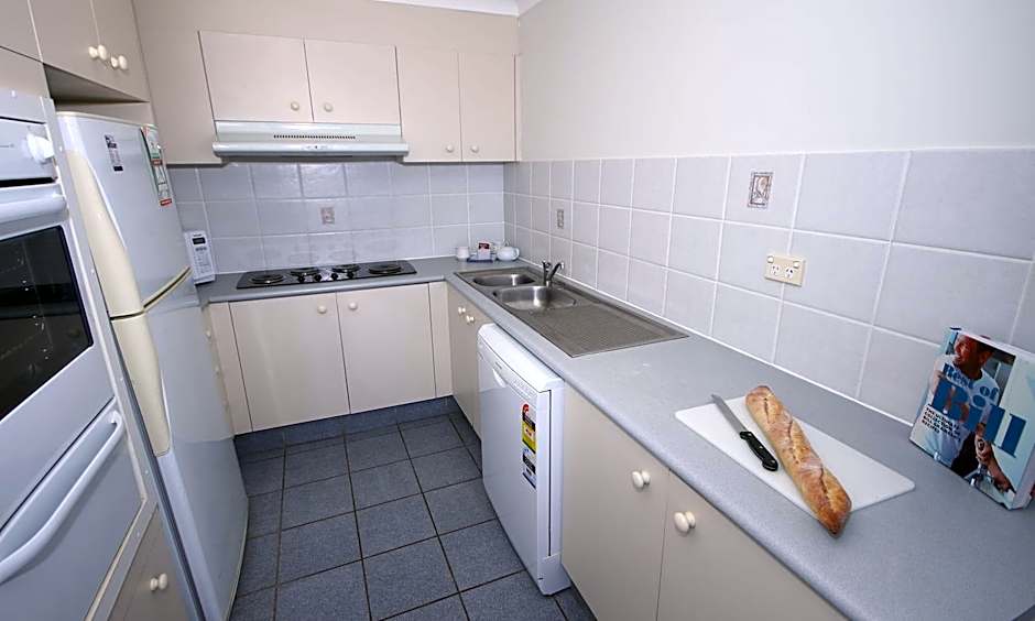 San Simeon Beachfront Apartments Tugun