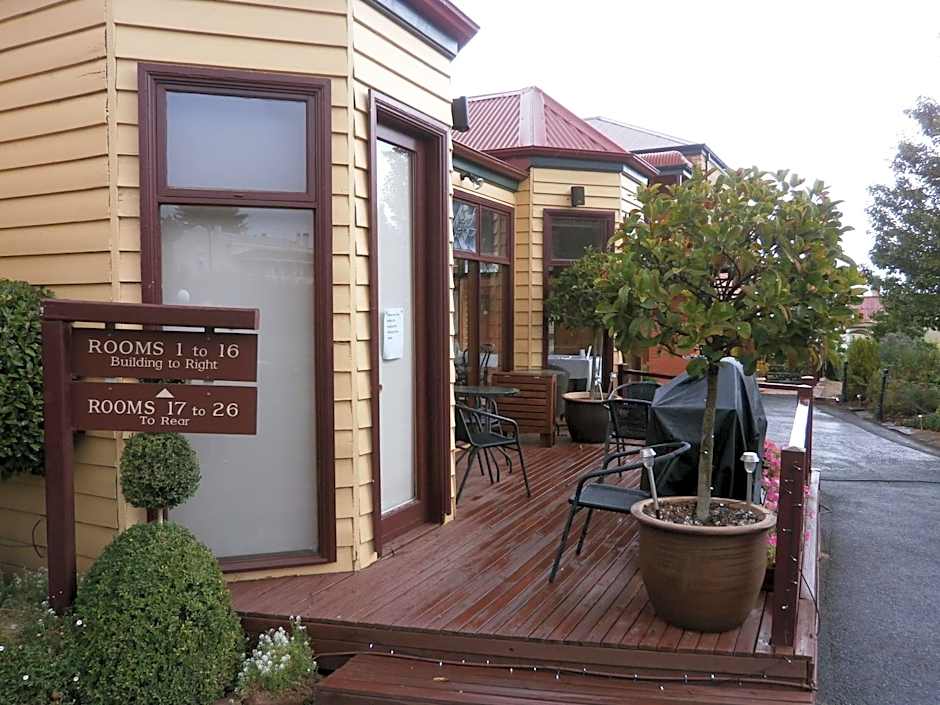 Central Springs Inn