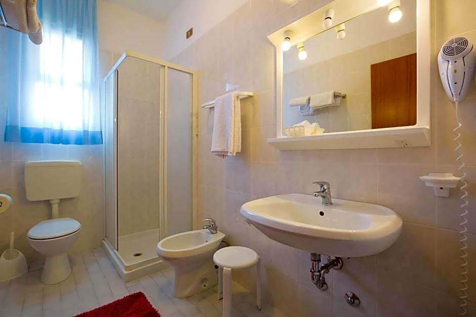 Hotel Etna