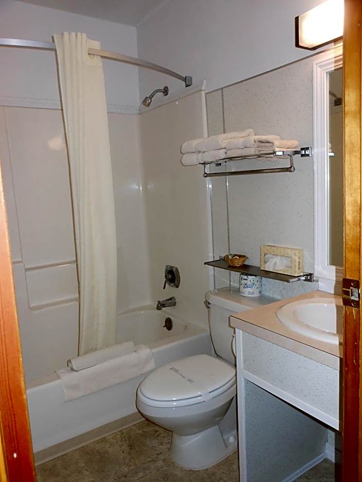 Captain's Choice Motel