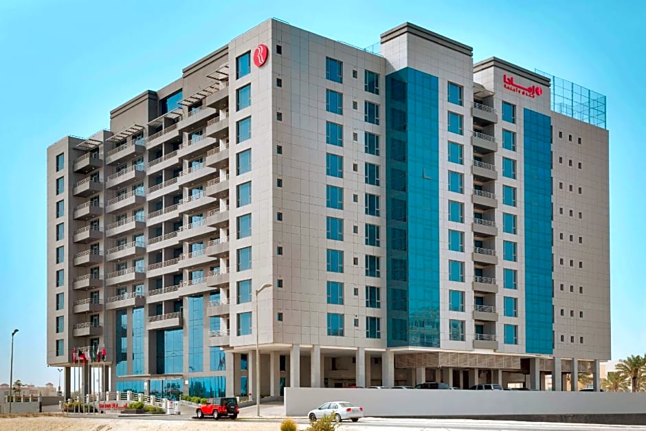 Ramada Hotel & Suites by Wyndham Amwaj Islands Manama
