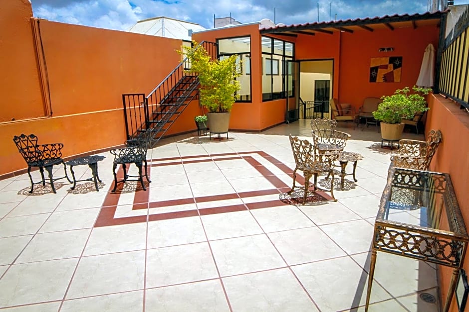 Hotel y Suites El Refugio de Don Carlos