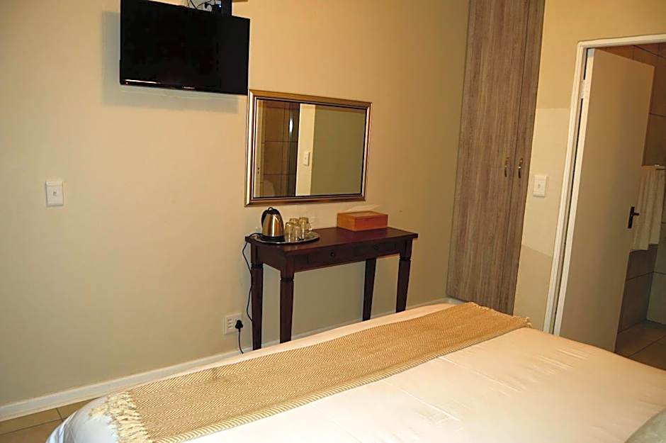 Crystal Rose Lodge & Spa