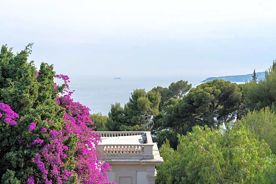 Hotel De Monaco