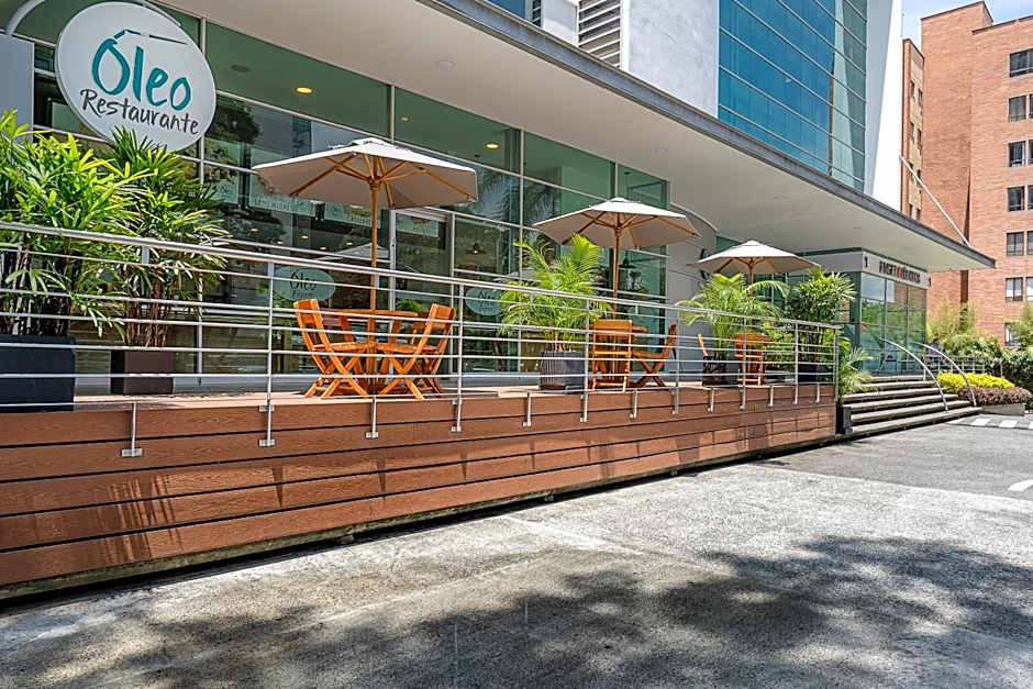 Novelty Suites Hotel