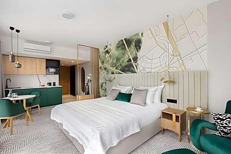 Junior Suite - 1 King Bed with Balcony