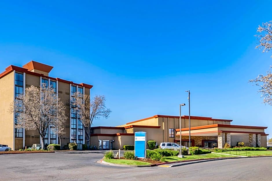Wyndham Sacramento